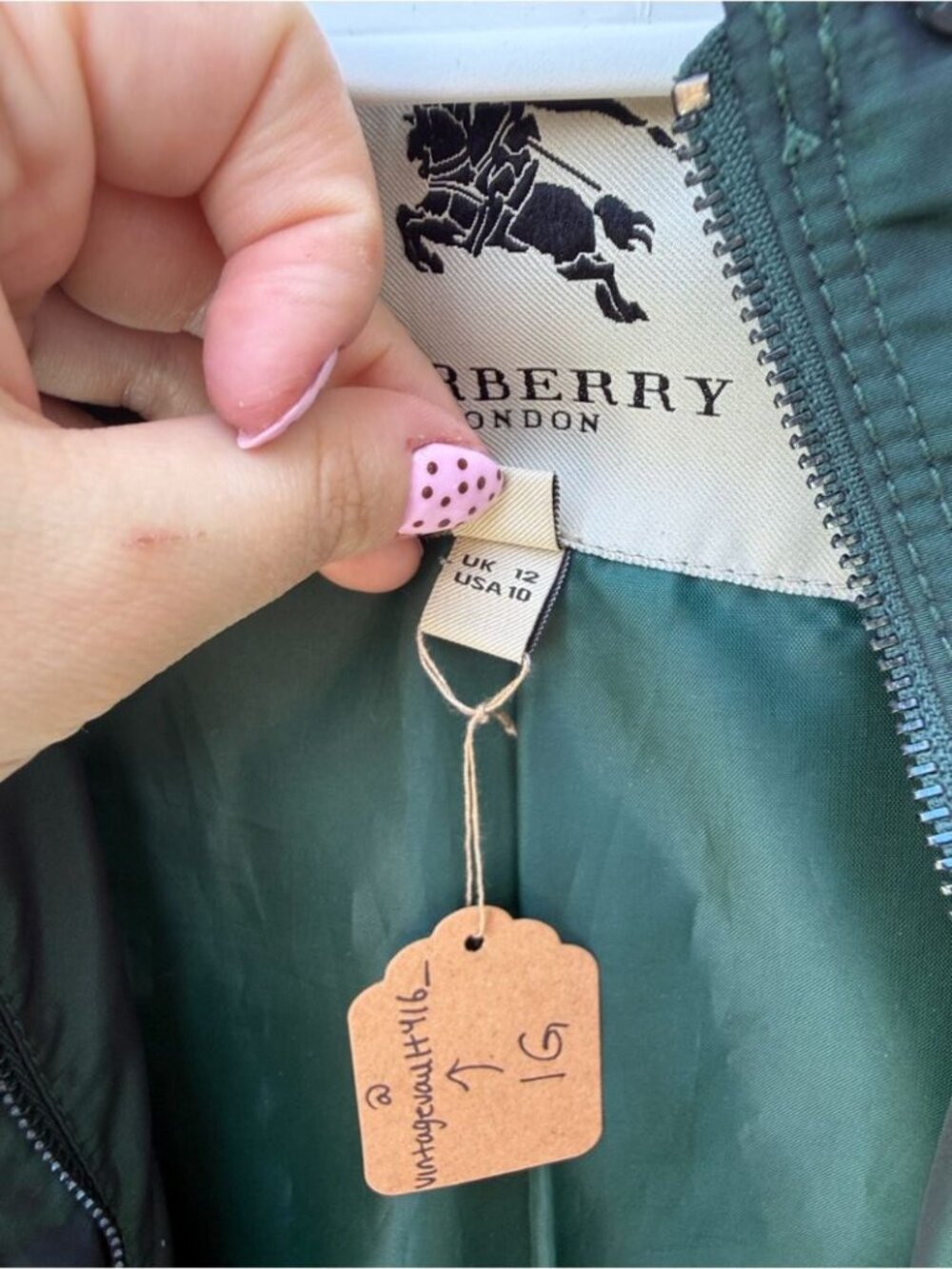 Burberry Green Lightweight Women’s Coat - Picture 8 of 8